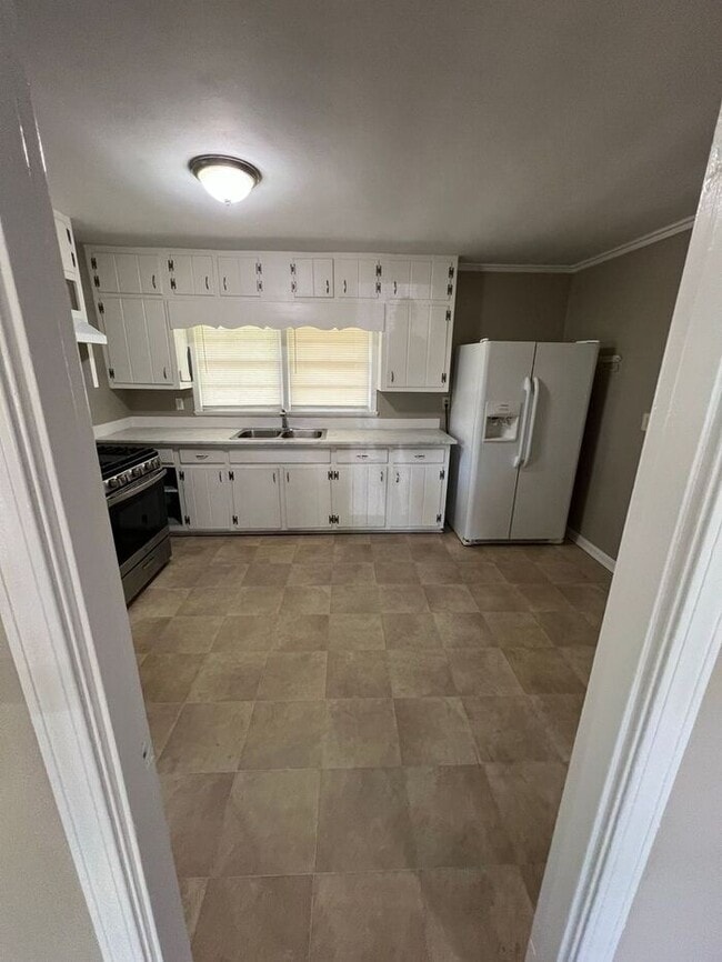 Photo - Beautiful 3 bedroom house in Lawrenceville!