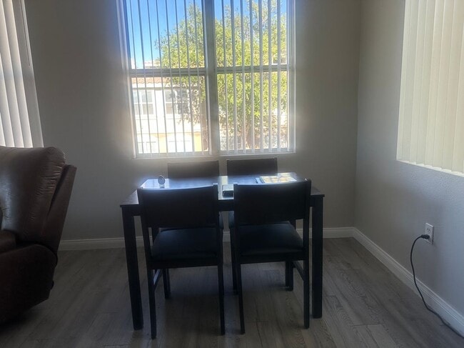 Photo - 2900 Sunridge Heights Pkwy Unidad 1227