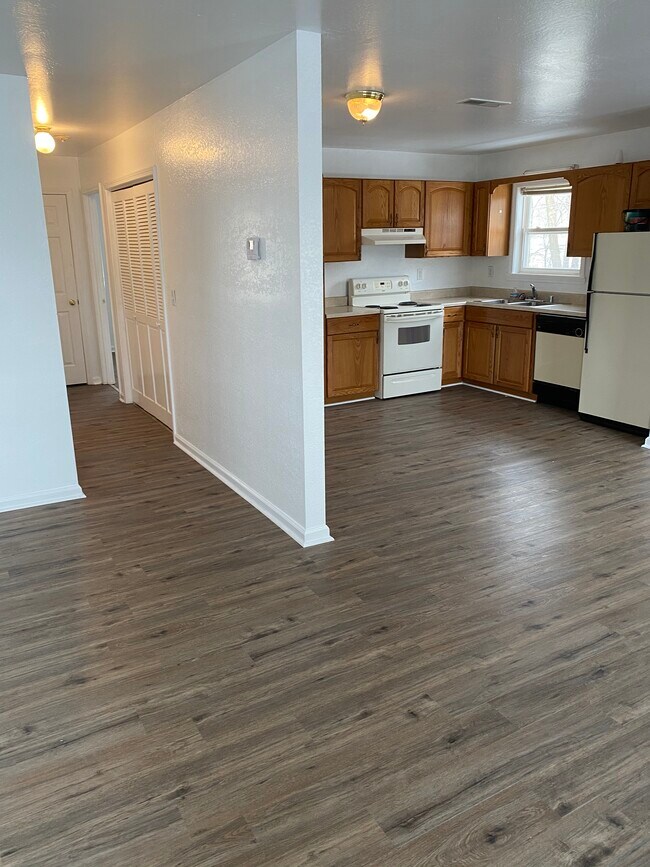 Photo - 209 Pebble Creek Dr Unit D