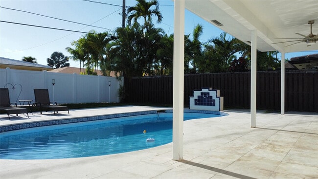 Photo - 4761 NE 28th Ave