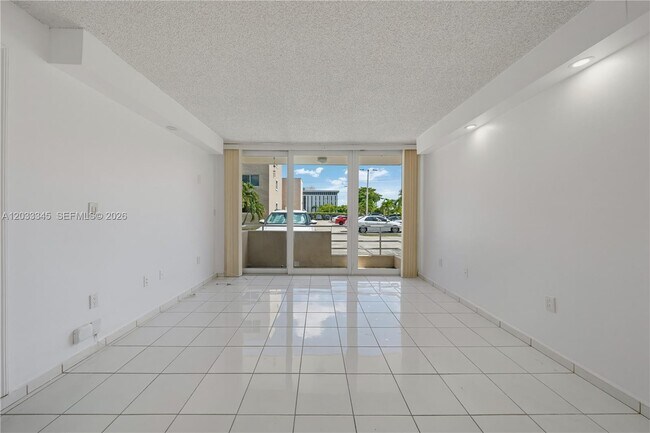 Photo - 8050 NW 8th St Unidad 110