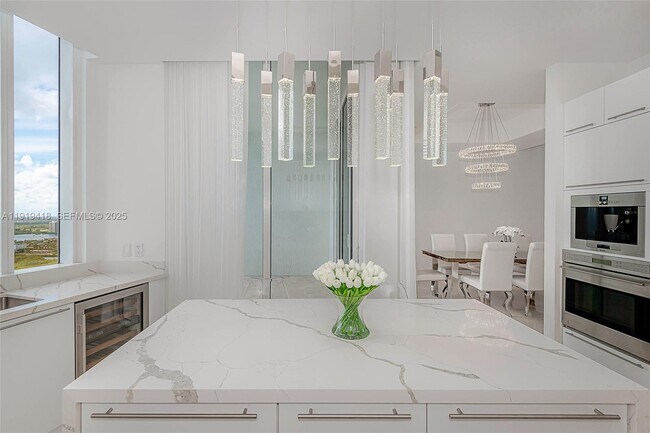 Photo - 16001 Collins Ave Unidad 4104