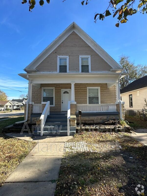 Building Photo - 724 N 30th St Rental