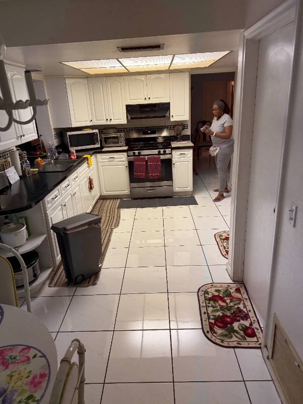 Photo - 9111 NW 25th Ct