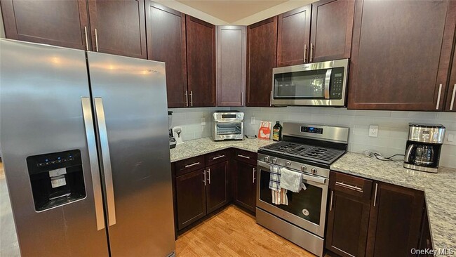 Photo - 260 W Main St Unidad 9