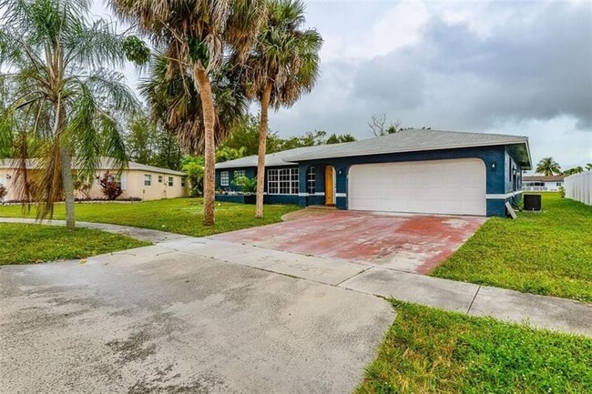 Photo - 22500 Labrador St