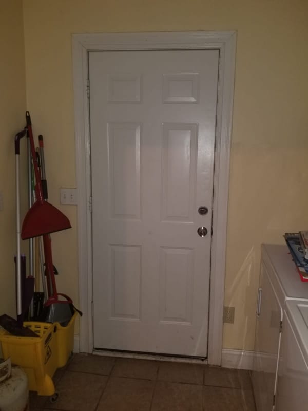 Photo - 4 E Broad St