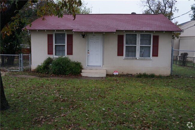 Building Photo - 1314 E 51st St Rental