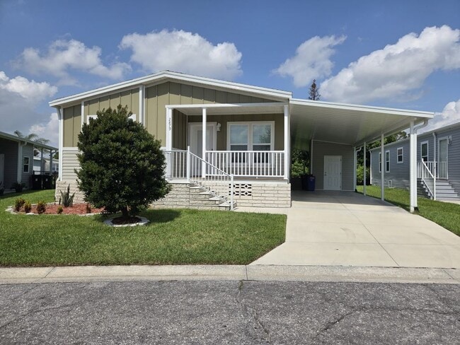 Building Photo - 2879 Canyon Dr