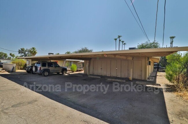 Photo - 2110 S Granada Dr Unit E