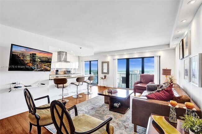 Building Photo - 1201 S Ocean Dr Unit 1508N Rental