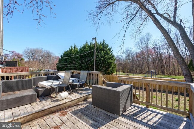 Photo - 150 Fairway Rd