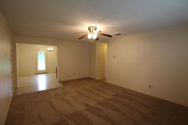 Photo - 12414 Cimmarron Dr