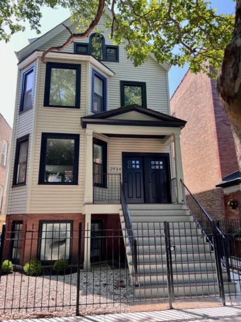Building Photo - 2934 N Avers Ave Unit 2 Rental