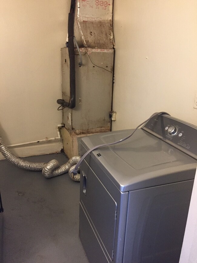 Photo - Large 3-1 house in the Manors  with big backyard and central air