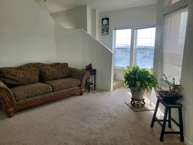 Photo - 9028 Burr St