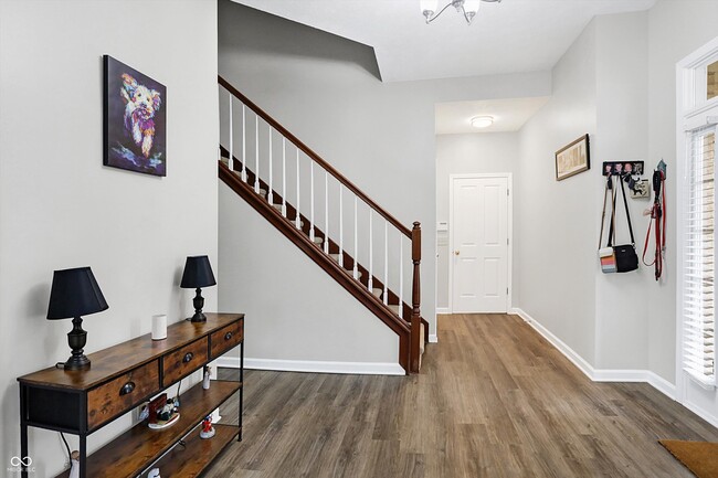 Photo - 13560 Kingsbury Dr