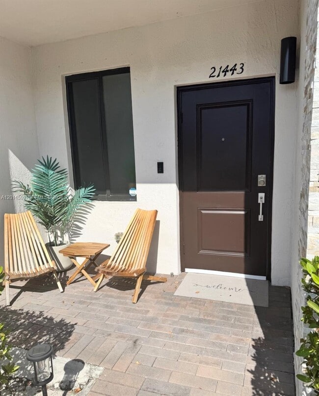 21443 NE 2nd Path