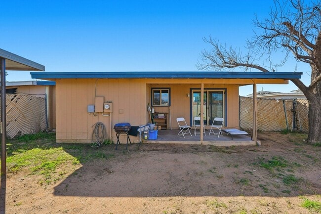 Photo - 2439 Parkside Dr