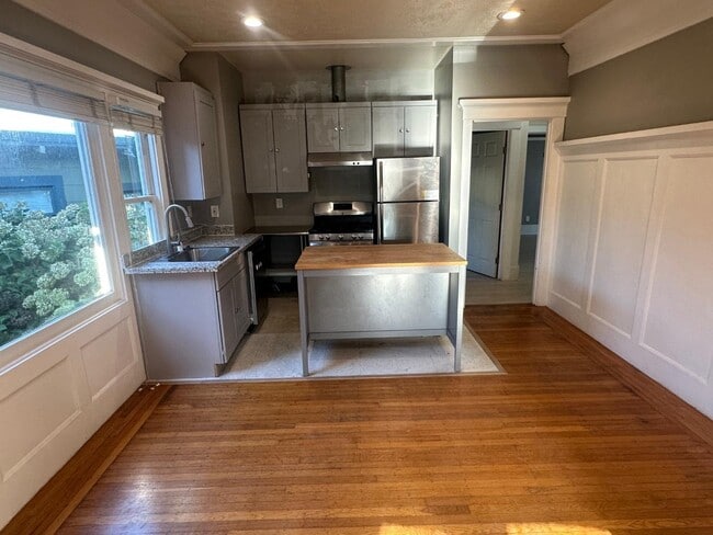 Photo - 5480 Vicente Way