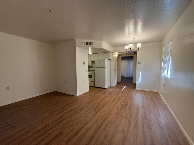 Building Photo - 12221 W Bell Rd Rental