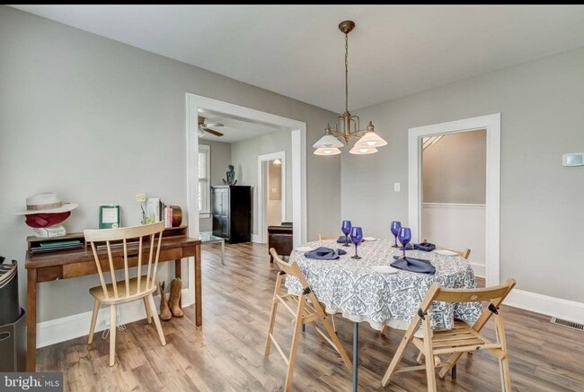 Photo - 430 E Pennsylvania Ave