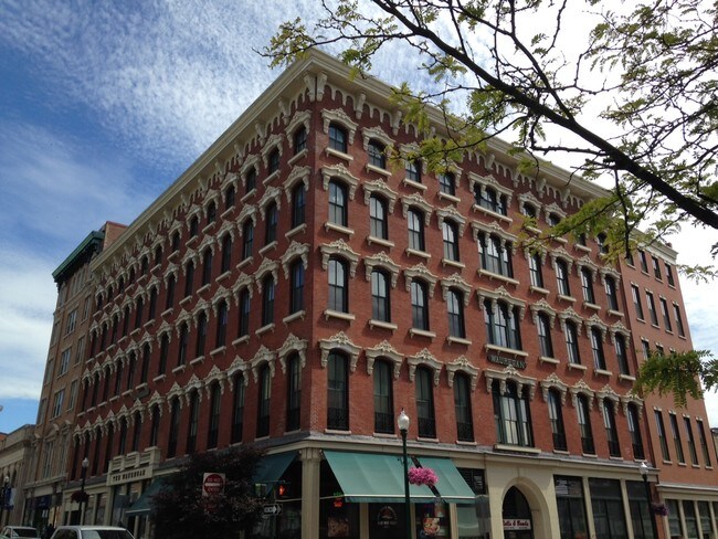 Photo - The Wauregan