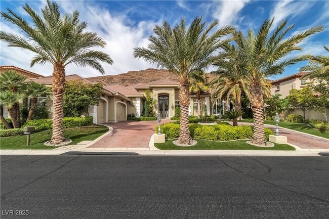 Photo - 2733 Red Arrow Dr