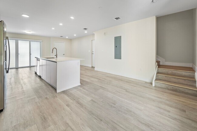 Photo - 2561 NE 193rd St Unit # 1203