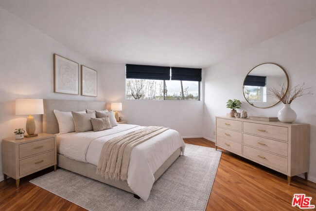 100 S Doheny Dr Unit 424