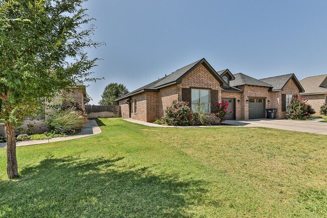 Photo - 2005 102nd St Unit B