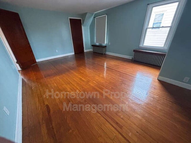 Photo - 132 Locust Grove Rd