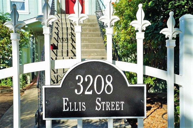 Photo - 3208 Ellis St Unidad B