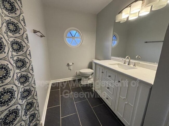 Photo - 105 Rockmont Rd