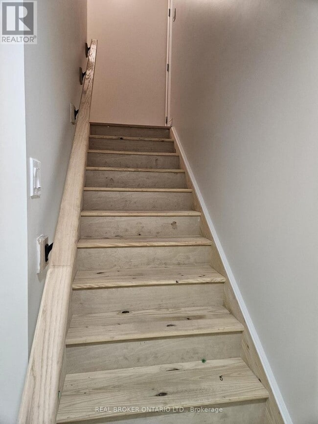 Photo - 5672 Dorchester Rd