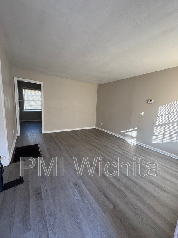 Photo - 1512 S Pattie St Unit #1