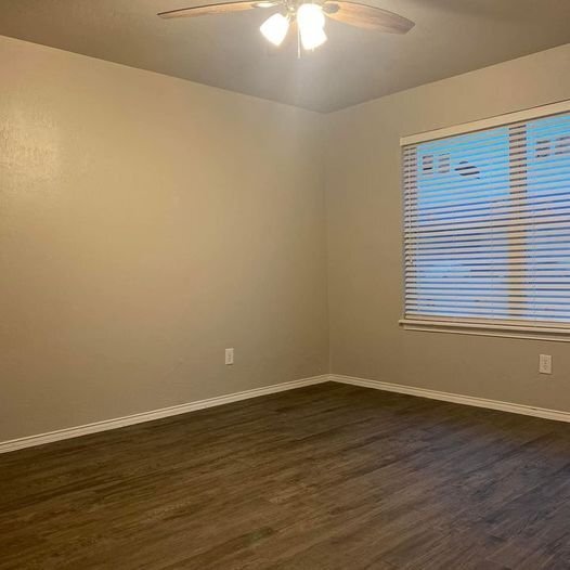 Photo - 505 Industrial Dr W Unit 505A