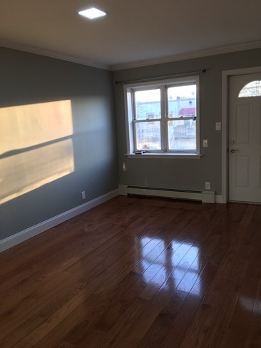 Building Photo - 1366 E 86th St Unit 2FL