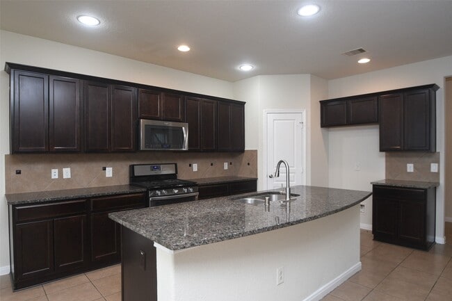 Photo - 16614 Spirit Lake Ct