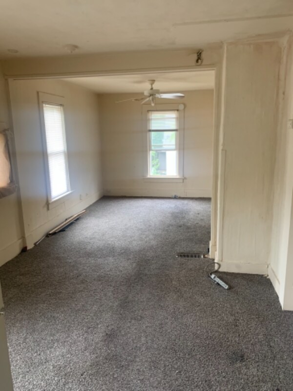 Photo - 1691 N Edward St Unidad 3