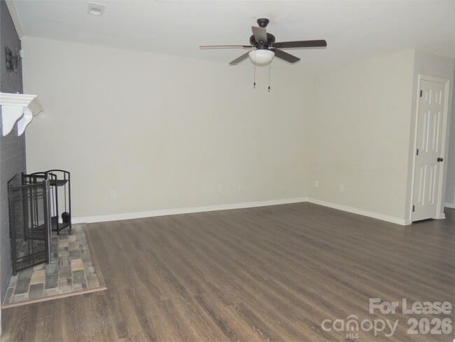 Photo - 9252 Kings Canyon Dr