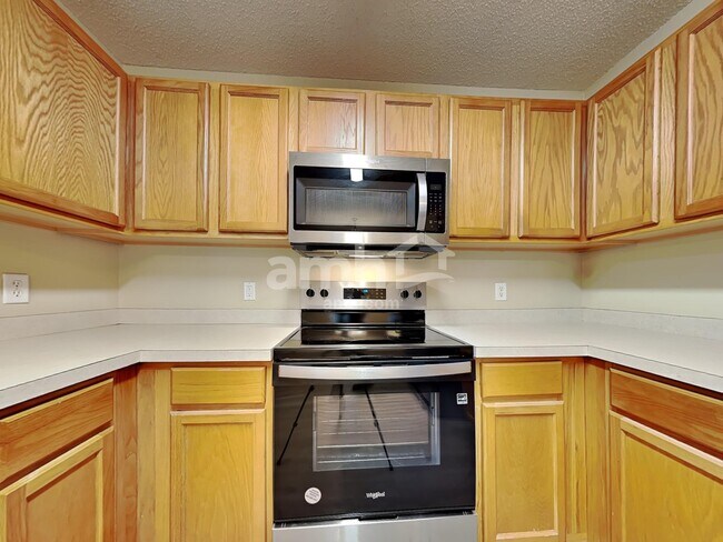 Photo - 20 Willow Lakes Dr