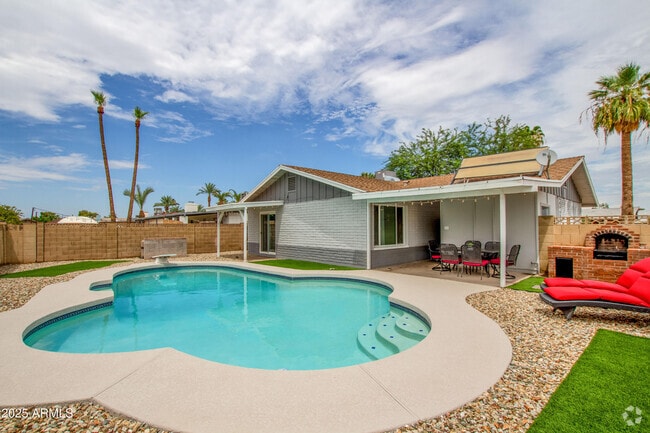 Building Photo - 1411 E Broadmor Dr Rental