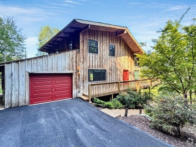 Building Photo - 5709 Vincent Rd Rental