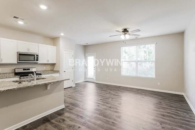 Photo - 1053 Woodbridge Blvd