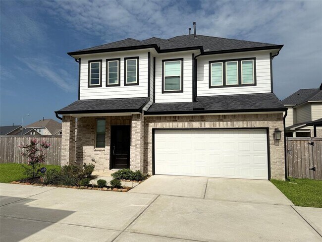 Photo - 31127 Mahogany Fir Trl Casa