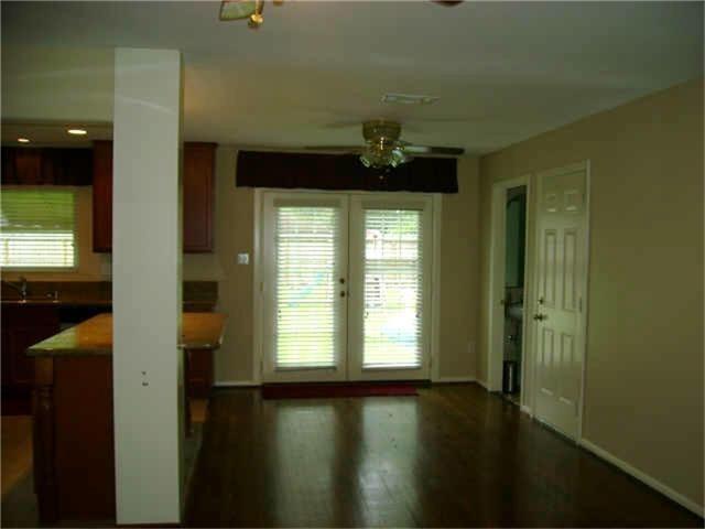 Photo - 1737 Bayram Dr