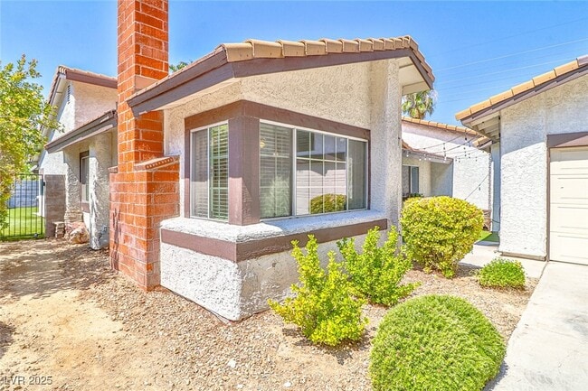 Photo - 4413 Live Oak Dr