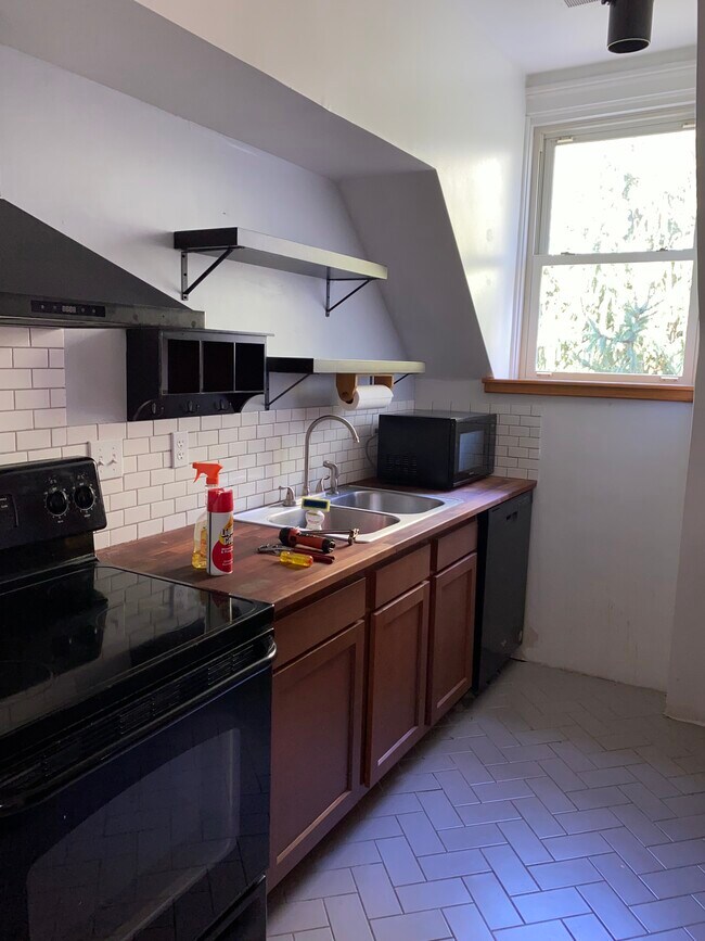 Photo - 2323 Ohio Ave