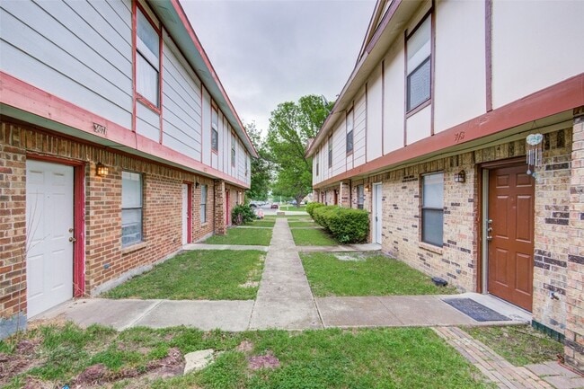 Photo - 3061 Olympia Dr